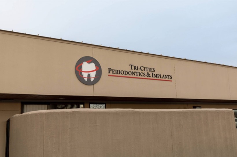 Exterior sign at our Kennewick office